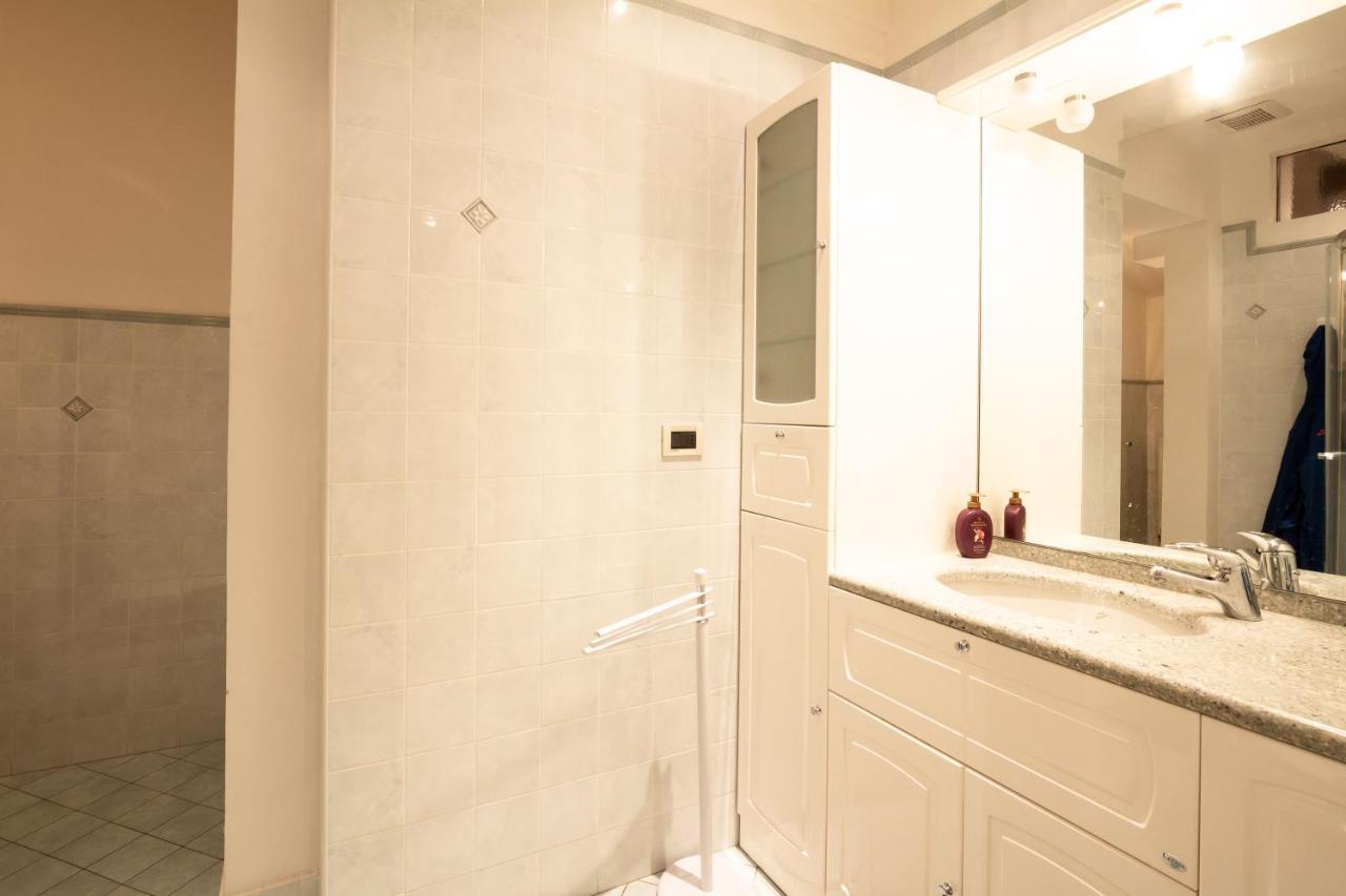Realkasa Piazza Maggiore Apartment โบโลญญา ภายนอก รูปภาพ
